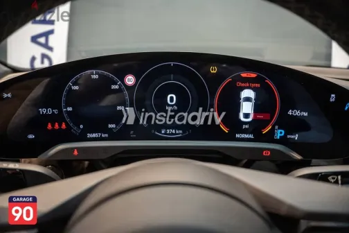 Porsche Taycan 2022 Gray Used for Sale - 5