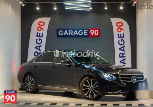 Mercedes E 300 2019 Black Used for Sale - 1
