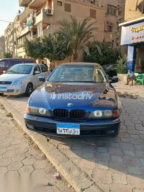 بي ام دبليو 523 1997 أزرق غامق مستعملة للبيع - 1
