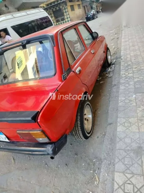 فيات 128 1991 أحمر مستعملة للبيع - 5