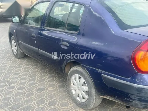 رينو كليو 2005 أزرق غامق مستعملة للبيع - 5