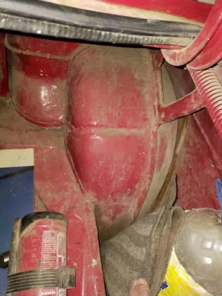 فيات 131 1983 أحمر مستعملة للبيع