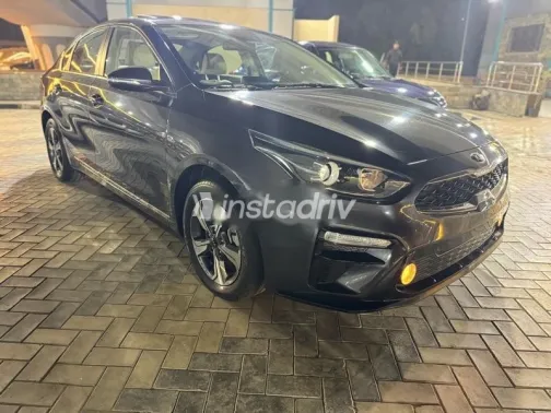 Kia Cerato 2021 Gray Used for Sale - 3