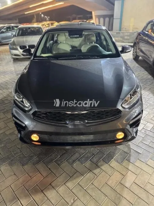 Kia Cerato 2021 Gray Used for Sale - 5