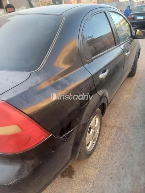 شيفروليه افيو 2016 أسود مستعملة للبيع - 5