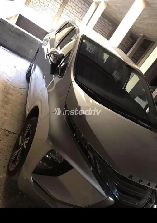 ميتسوبيشي اكسباندر 2022 أبيض مستعملة للبيع - 1