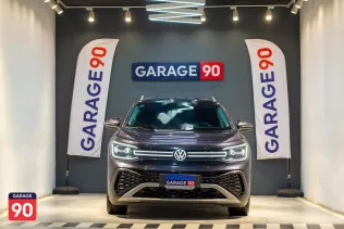 فولكس فاغن اي دي 6 2023 أزرق غامق مستعملة للبيع