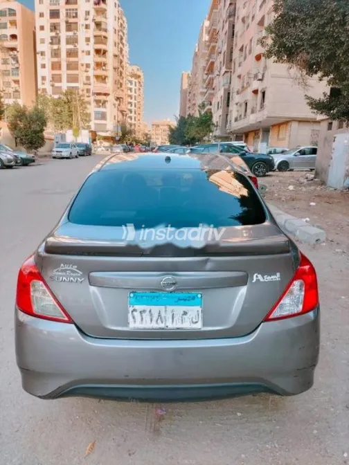 Nissan Sunny 2018 White Used for Sale - 4