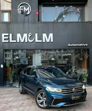 فولكس فاغن تيجون 2022 أزرق غامق مستعملة للبيع