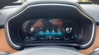 ام جى اتش اس 2022 أبيض مستعملة للبيع