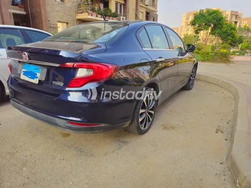 فيات تيبو 2019 أبيض مستعملة للبيع - 1