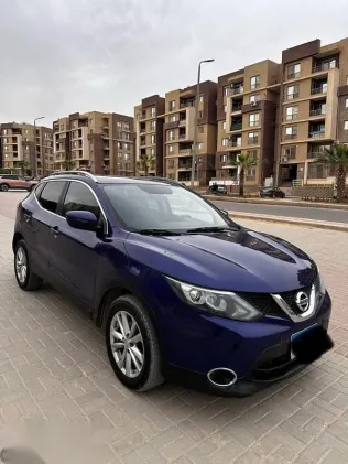 نيسان قشقاي 2016 أزرق غامق مستعملة للبيع