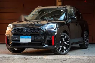 مينى كوبر 2025 أسود جديدة للبيع