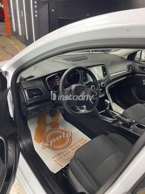 رينو ميجان 2023 أبيض مستعملة للبيع - 3