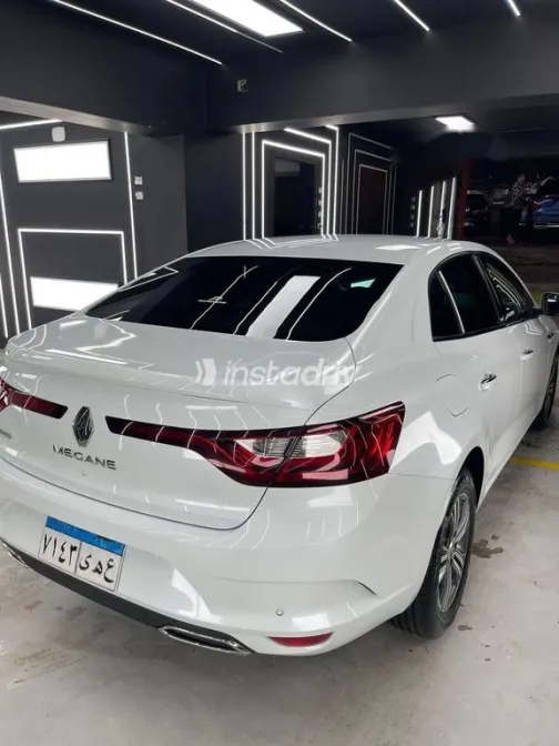 رينو ميجان 2023 أبيض مستعملة للبيع - 5