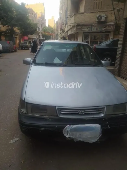 هيونداي اكسيل 1998 فضي مستعملة للبيع - 2