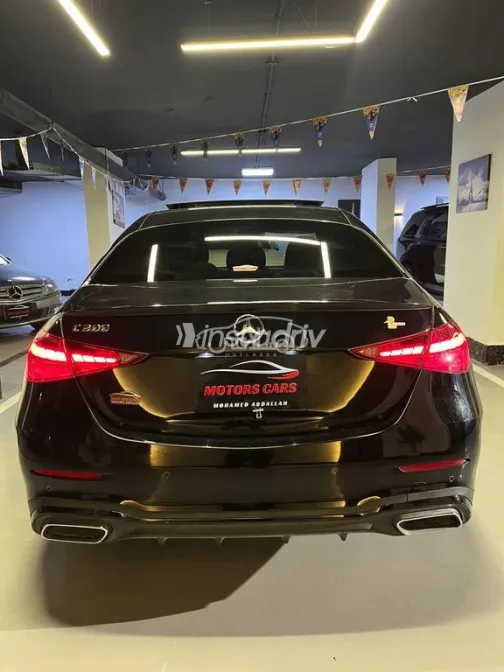 مرسيدس C 200 2022 أسود مستعملة للبيع - 4