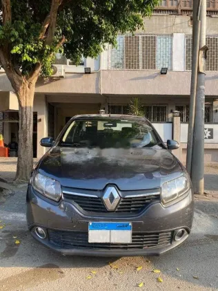 رينو لوجان 2017 أبيض مستعملة للبيع