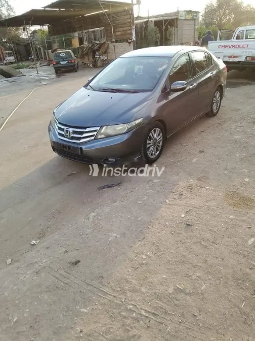 Honda City 2013 Gray Used for Sale - 3