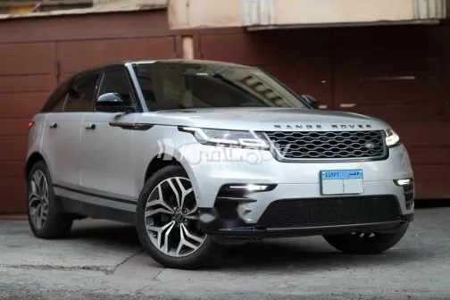 لاند روفر فيلار 2020 فضي مستعملة للبيع - 1