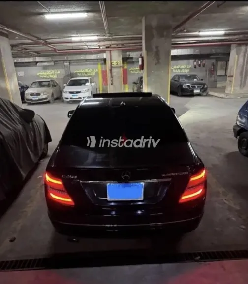 مرسيدس C 200 2008 أسود مستعملة للبيع - 2