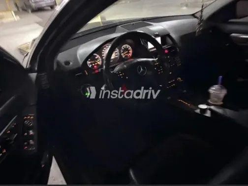 مرسيدس C 200 2008 أسود مستعملة للبيع - 4