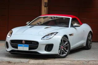 جاكوار ف تيب 2020 أبيض مستعملة للبيع