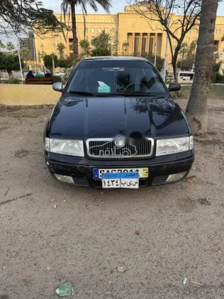 سكودا اوكتافيا A4 2003 أسود مستعملة للبيع