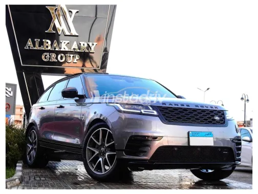 Land Rover Velar 2021 Silver Used for Sale - 3