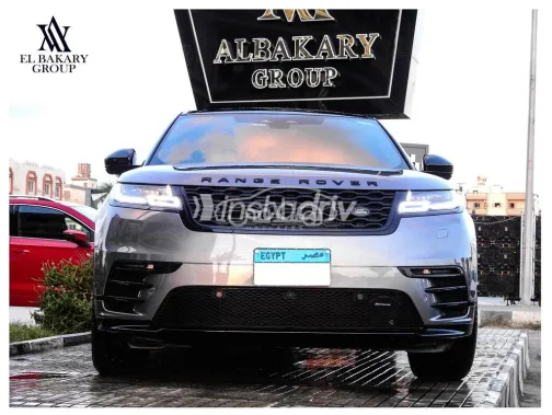 Land Rover Velar 2021 Silver Used for Sale - 5