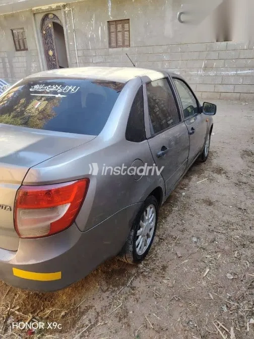 Lada Granta 2016 Gray Used for Sale - 1