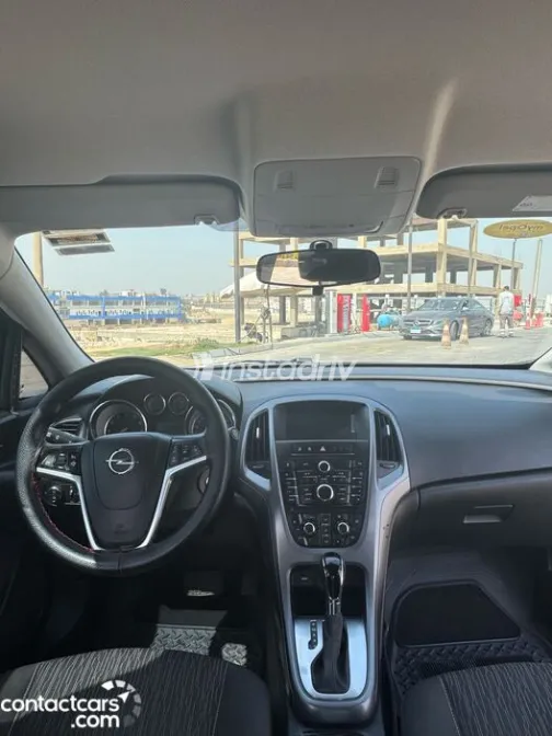 اوبل أسترا 2020 أبيض مستعملة للبيع - 6