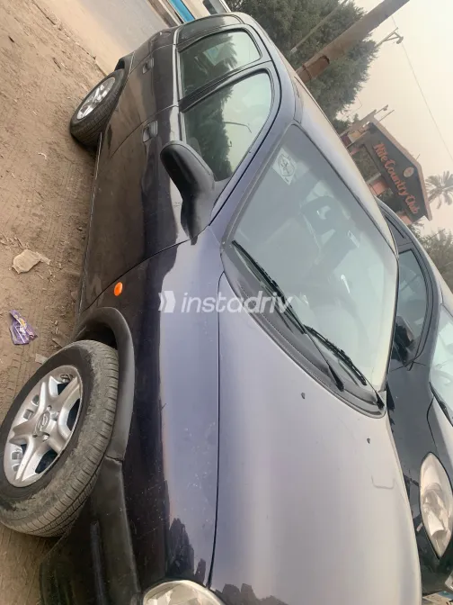 اوبل كورسا 1997 أبيض مستعملة للبيع - 2