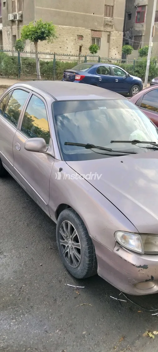 هيونداي اكسنت 1999 أبيض مستعملة للبيع - 7