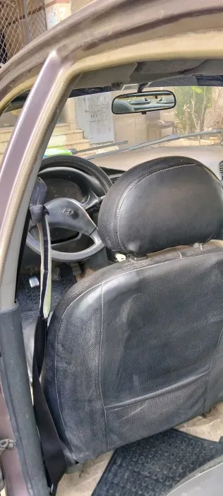 هيونداي اكسنت 1999 أبيض مستعملة للبيع