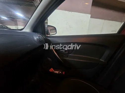 Renault Logan 2017 White Used for Sale - 1