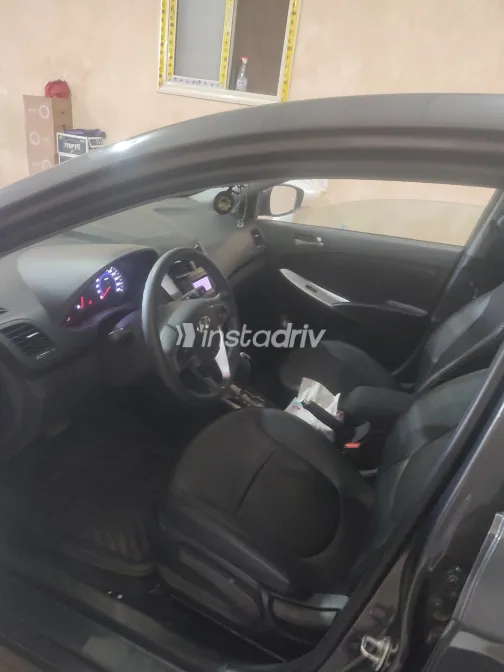 هيونداي اكسنت RB 2024 أبيض مستعملة للبيع - 3