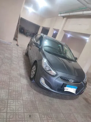 هيونداي اكسنت RB 2024 أبيض مستعملة للبيع