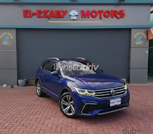 Volkswagen Tiguan 2023 Dark Blue Used for Sale - 4