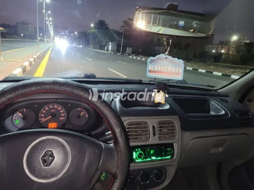 رينو كليو 2004 أبيض مستعملة للبيع - 7