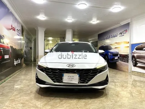 Hyundai Elantra 2021 White Used for Sale - 2