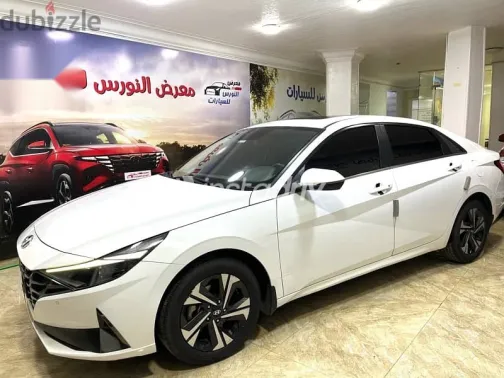 Hyundai Elantra 2021 White Used for Sale - 3