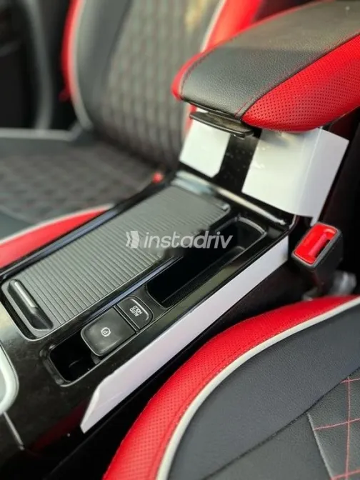 كيا اكسيد 2023 أبيض مستعملة للبيع - 3