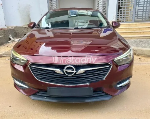 Opel Insignia 2019 White Used for Sale - 1