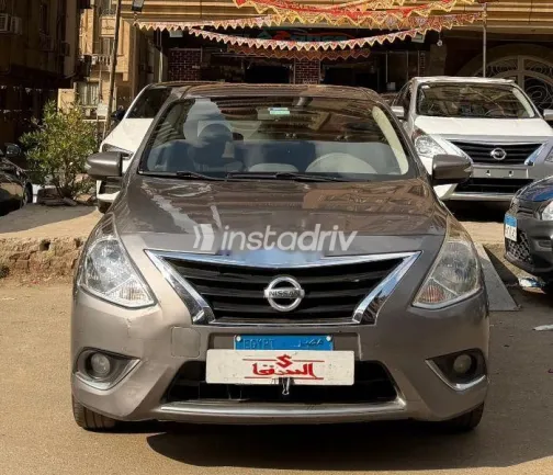Nissan Sunny 2020 Gray Used for Sale - 1