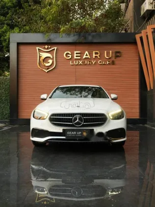 مرسيدس E 200 2021 أبيض مستعملة للبيع