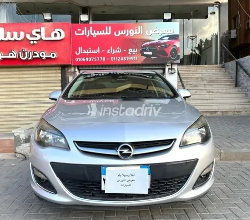 Opel Astra 2013 Silver Used for Sale - 1