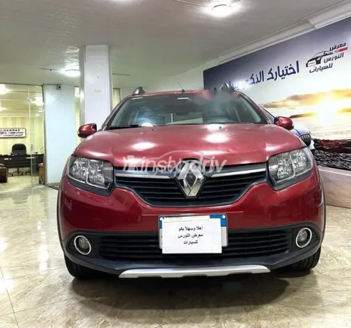 رينو سانديرو  ( ستيب  واى ) 2016 أحمر مستعملة للبيع - 1