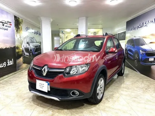 رينو سانديرو  ( ستيب  واى ) 2016 أحمر مستعملة للبيع - 3