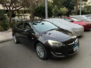 Opel Astra 2015 Brown Used for Sale